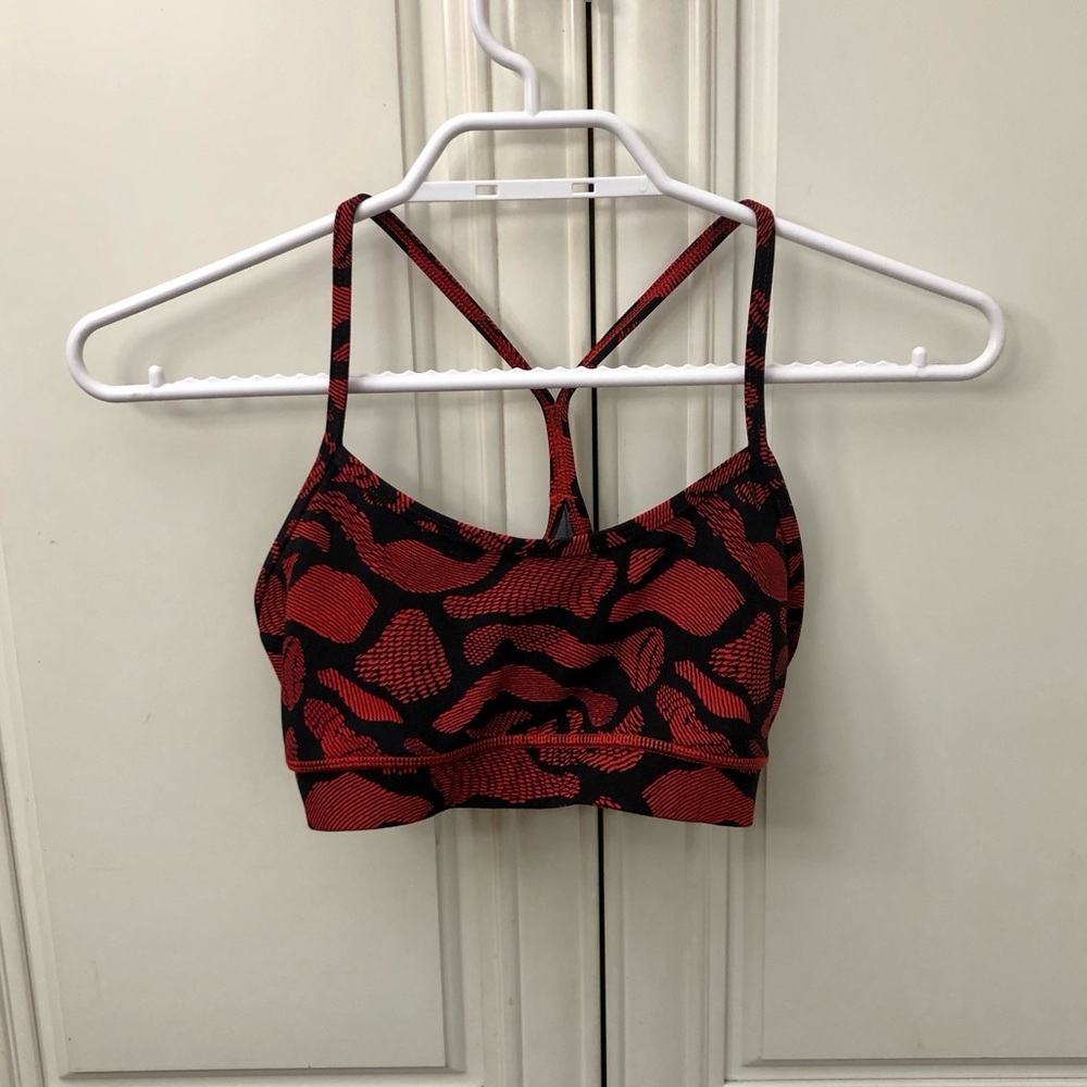 EUC Lululemon Athletica sports bra 🍋